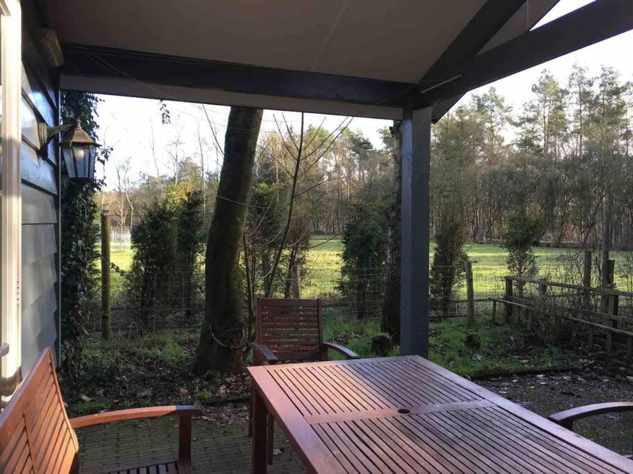 Heerlijk Huis In Een Prachtige Bosrijke Omgeving. プッテン エクステリア 写真